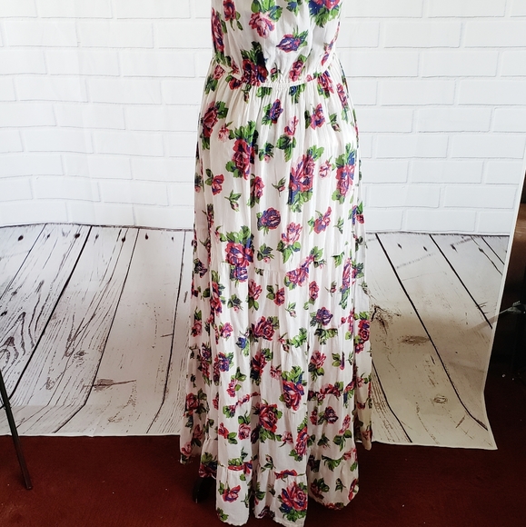 Jen's Pirate Booty floral ruched maxi dress size medium - Picture 4 of 4